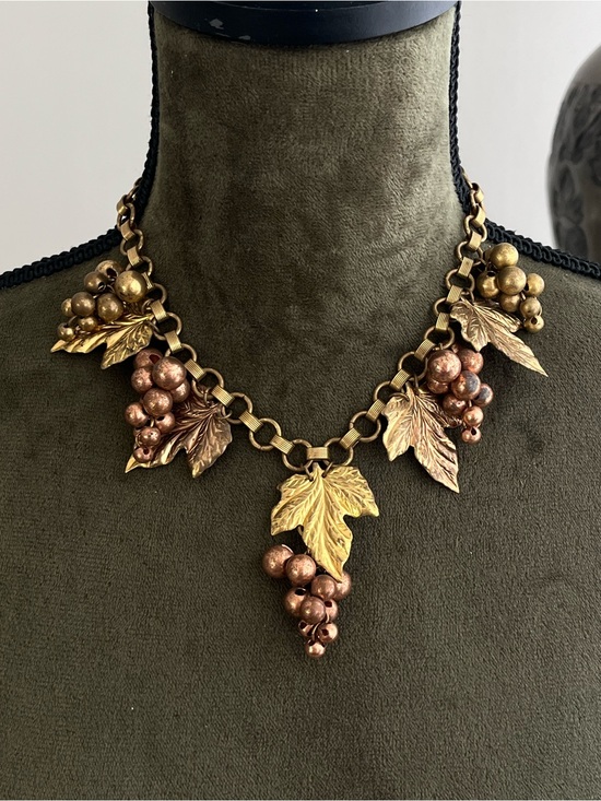 Jewelry - Vintage Miriam Haskell Style Grape Vine Leaf Beaded Drop Gold Bib Chain Necklace